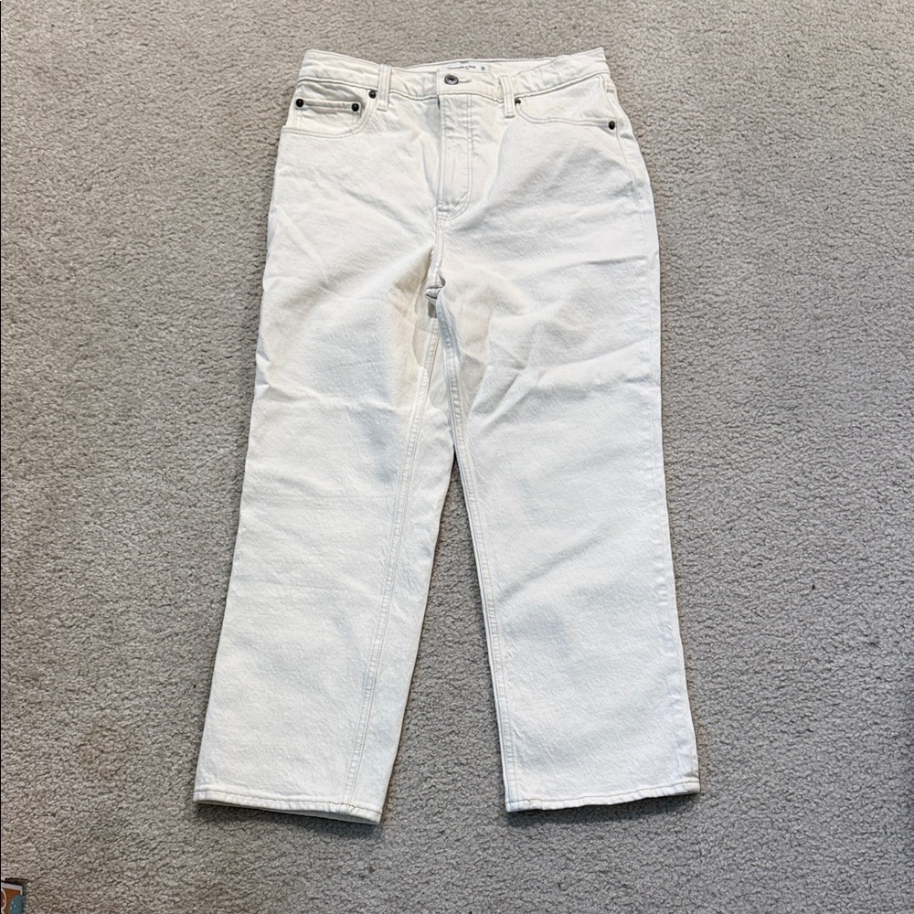 Abercrombie Ultra High Rise Straight-Leg Jeans